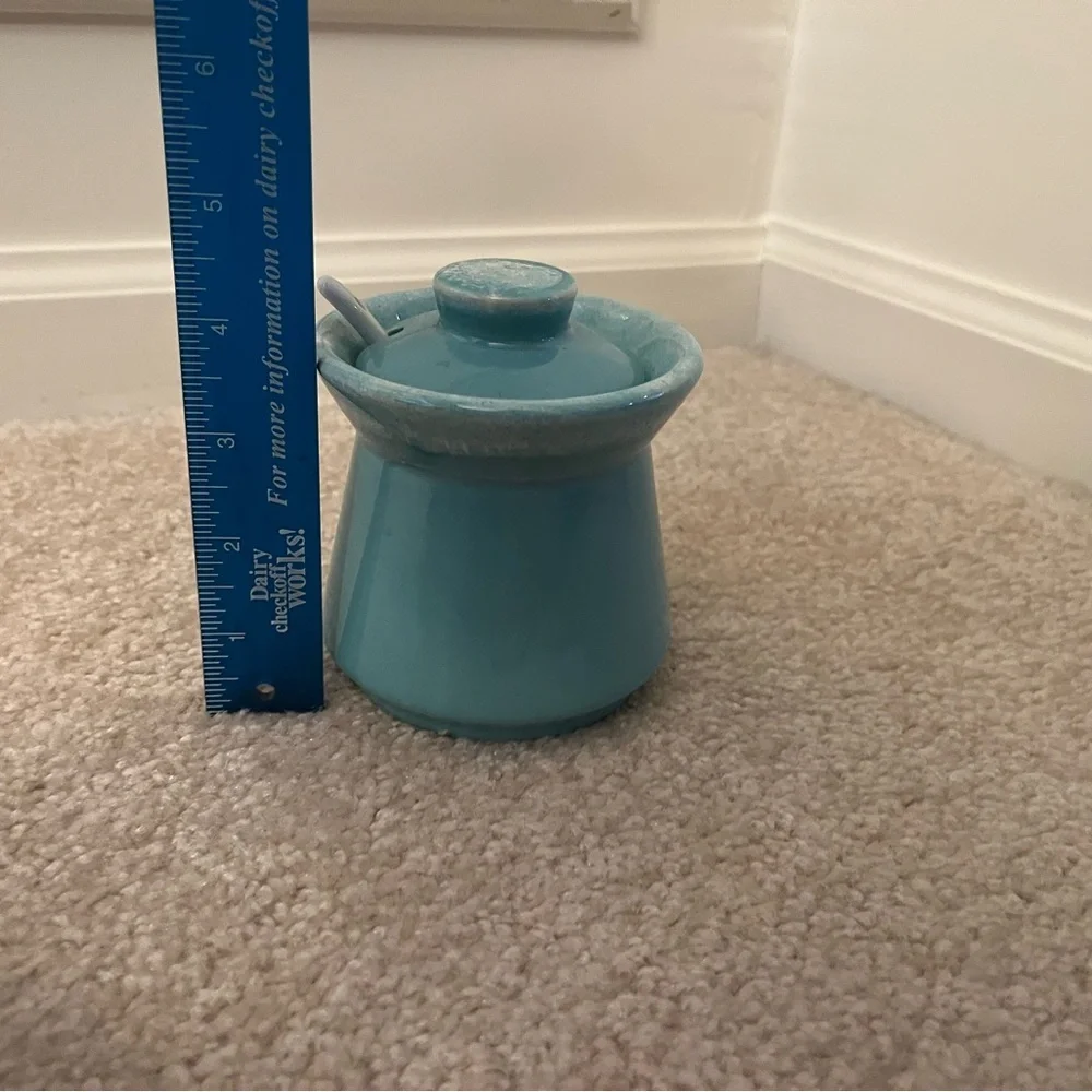 Vintage Crestone Turquoise with white drip edge sugar bowl with lid and spoon. - Picture 2 of 7